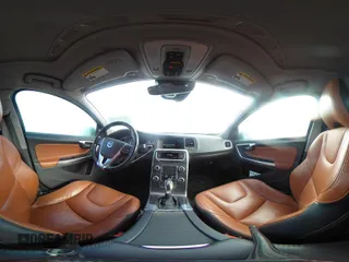 2015 Volvo V60 Cross Country T5 with VIN YV4612HK7F1001607, listed as a IAAI auction lot 41216339 with 138,069 mi miles. Bid and sale history available at carsss.com. Image 19.