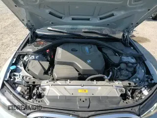 2024 BMW 3 Series 330e с VIN 3MW39FF0XR8D84396, выставлен на аукционе Copart как лот 66735525 с пробегом 21 264 миль миль и Списание • Salvage title. История ставок и продаж доступна на DreamBid. Изображение 13.