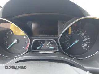 2013 Ford Escape Titanium z VIN 1FMCU9J96DUA59051, wystawiony jako IAAI lot #42628711 z przebiegiem Nie podano mil oraz . Historia ofert i sprzedaży dostępna na DreamBid. Obrazek 7.