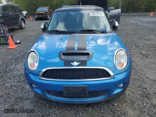 2008 MINI Cooper Hardtop S with VIN WMWMF73558TV33839, listed as a Copart auction lot 53319125 with 141,830 mi miles and Clean Title. Bid and sale history available at carsss.com. Image 5.