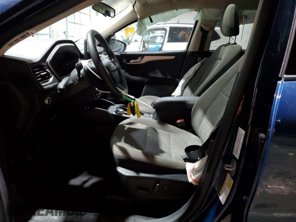 2020 Ford Escape SE with VIN 1FMCU9G65LUC65781, listed as a Copart auction lot 46925505 with 52,323 mi miles and Salvage Title. Bid and sale history available at carsss.com. Image 7.
