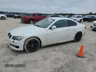2013 BMW 3 Series 328i z VIN WBAKE5C51DJ107425, wystawiony jako Copart lot #46112365 z przebiegiem 125 122 mil mil oraz Szkoda całkowita • Salvage title. Historia ofert i sprzedaży dostępna na DreamBid. Obrazek 1.