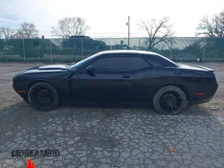 2017 Dodge Challenger R/T Plus с VIN 2C3CDZBT5HH651374, выставлен на аукционе IAAI как лот 41646819 с пробегом 143 476 миль миль и . История ставок и продаж доступна на DreamBid. Изображение 14.