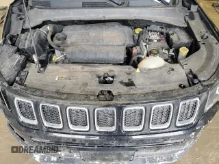 2017 Jeep Compass Latitude z VIN 3C4NJDBB3HT645698, wystawiony jako Copart lot #47094365 z przebiegiem Nie podano mil oraz Nie do naprawy • Non repairable. Historia ofert i sprzedaży dostępna na DreamBid. Obrazek 12.
