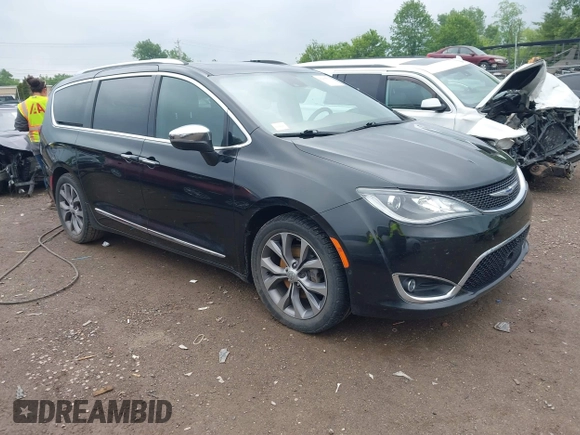 2020 Chrysler Pacifica Limited z VIN 2C4RC1GG8LR113518, wystawiony jako IAAI lot #42299570 z przebiegiem 71 970 mil mil oraz . Historia ofert i sprzedaży dostępna na DreamBid. Obrazek 1.