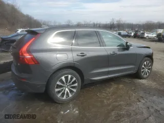 2023 Volvo XC60 Core with VIN YV4L12RV5P1369300, listed as a Copart auction lot 47309235 with 8,333 mi miles and Salvage Title. Bid and sale history available at carsss.com. Image 3.