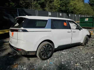 2024 Kia Carnival EX with VIN KNDNC5H38R6316250, listed as a Copart auction lot 70963234 with 0 mi miles and Salvage Title. Bid and sale history available at carsss.com. Image 3.
