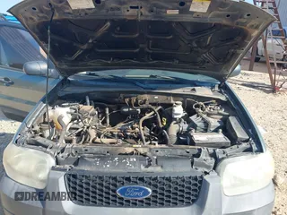 2007 Ford Escape XLS with VIN 1FMCU02ZX7KA92581, listed as a IAAI auction lot 42588917 with 186,699 mi miles and . Bid and sale history available at DreamBid. Image 10.