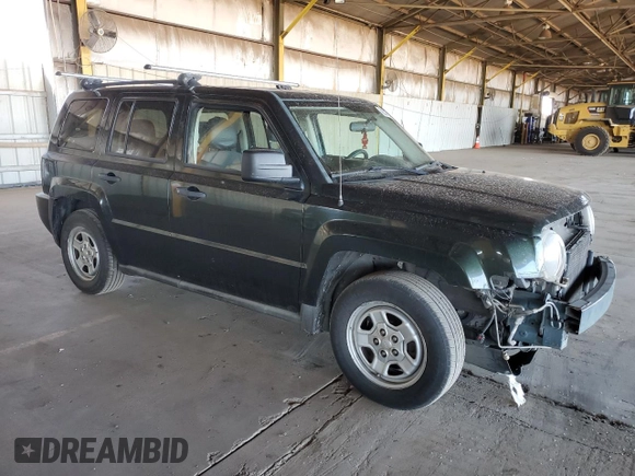 2010 Jeep Patriot Latitude z VIN 1J4NT1GA5AD624561, wystawiony jako Copart lot #78547494 z przebiegiem 172 897 mil mil oraz Szkoda całkowita • Salvage title. Historia ofert i sprzedaży dostępna na DreamBid. Obrazek 4.