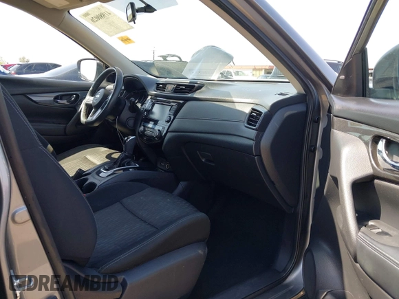2018 Nissan Rogue SV with VIN KNMAT2MVXJP555608, listed as a IAAI auction lot 41980026 with 127,909 mi miles and . Bid and sale history available at carsss.com. Image 5.