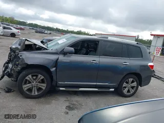 2012 Toyota Highlander Limited with VIN 5TDYK3EH5CS065327, listed as a IAAI auction lot 41624847 with 187,059 mi miles. Bid and sale history available at carsss.com. Image 14.