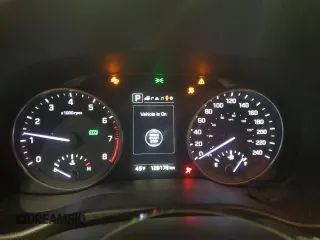 2018 Hyundai Elantra SEL z VIN KMHD84LF5JU499644, wystawiony jako Copart lot #51097265 z przebiegiem 128 178 mil mil oraz Szkoda całkowita • Salvage title. Historia ofert i sprzedaży dostępna na DreamBid. Obrazek 9.