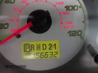 2002 Ford Escape XLT Choice z VIN 1FMCU04162KB99594, wystawiony jako IAAI lot #42632848 z przebiegiem 166 632 mil mil oraz . Historia ofert i sprzedaży dostępna na DreamBid. Obrazek 7.