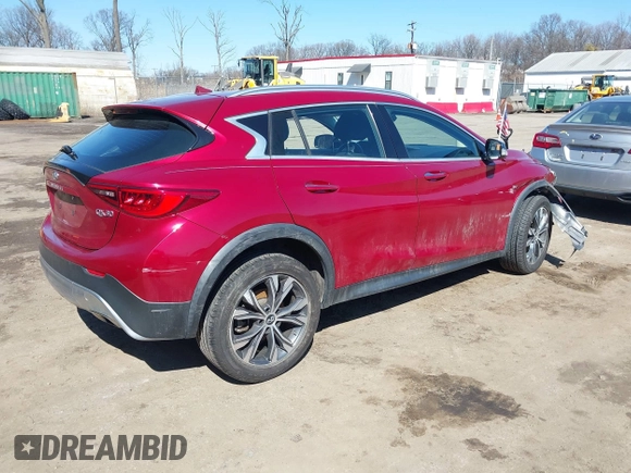 2017 Infiniti QX30 Luxury with VIN SJKCH5CR2HA021321, listed as a IAAI auction lot 41729337 with 55,486 mi miles. Bid and sale history available at carsss.com. Image 4.