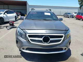 2017 Mercedes-Benz GLA 250 z VIN WDCTG4EB6HJ303262, wystawiony jako IAAI lot #42236512 z przebiegiem 59 681 mil mil oraz . Historia ofert i sprzedaży dostępna na DreamBid. Obrazek 6.