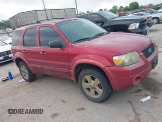 2006 Ford Escape Limited with VIN 1FMCU04176KC81274, listed as a IAAI auction lot 41960508 with 192,433 mi miles. Bid and sale history available at carsss.com. Image 1.