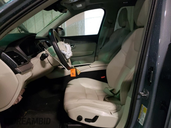 2023 Volvo XC90 with VIN YV4H60CW9P1973753, listed as a Copart auction lot 44823505 with 21,583 mi miles and Salvage Title. Bid and sale history available at DreamBid. Image 7.