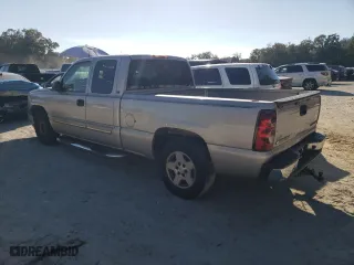 2005 Chevrolet Silverado 1500 LS with VIN 2GCEC19T751256194, listed as a Copart auction lot 44341645 with 295,880 mi miles and Clean Title. Bid and sale history available at carsss.com. Image 2.