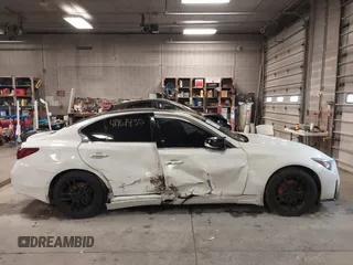 2018 Infiniti Q50 3.0t Luxe with VIN JN1EV7AR5JM436336, listed as a IAAI auction lot 41961435 with 87,671 mi miles. Bid and sale history available at carsss.com. Image 12.
