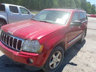 2005 Jeep Grand Cherokee Limited with VIN 1J4HR58285C730301, listed as a IAAI auction lot 42309204 with 184,344 mi miles and . Bid and sale history available at DreamBid. Image 2.