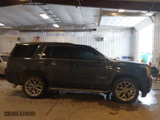 2017 GMC Yukon SLE with VIN 1GKS2AKC8HR245706, listed as a IAAI auction lot 41416072 with 161,377 mi miles. Bid and sale history available at carsss.com. Image 14.