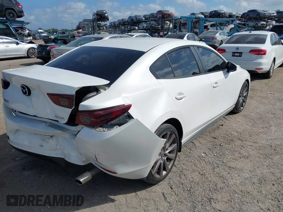 2019 Mazda 3 w/Select Pkg with VIN 3MZBPAAL7KM106686, listed as a IAAI auction lot 41955627 with 62,211 mi miles. Bid and sale history available at carsss.com. Image 4.