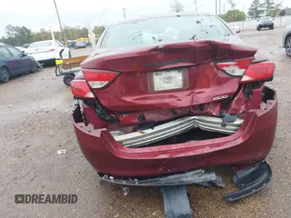 2015 Chrysler 200 Limited with VIN 1C3CCCAB2FN554081, listed as a IAAI auction lot 40832224 with 149,752 mi miles. Bid and sale history available at carsss.com. Image 6.