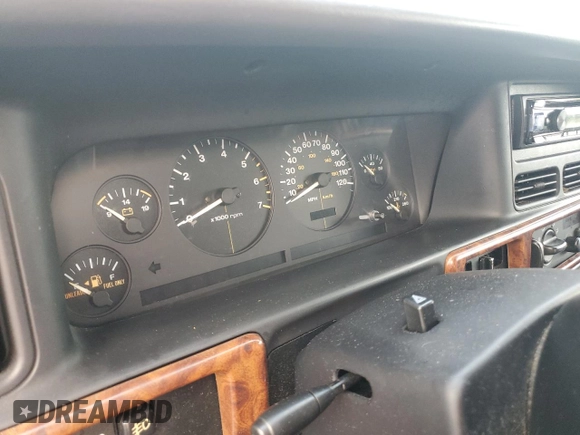 1998 Jeep Grand Cherokee Limited with VIN 1J4GZ78S2WC222768, listed as a Copart auction lot 73942154 with Not provided miles and Salvage title. Bid and sale history available at DreamBid. Image 9.