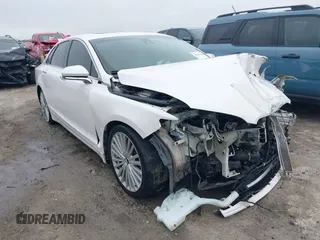 2017 Lincoln MKZ Reserve z VIN 3LN6L5E9XHR619962, wystawiony jako IAAI lot #41791188 z przebiegiem 143 955 mil mil oraz . Historia ofert i sprzedaży dostępna na DreamBid. Obrazek 1.