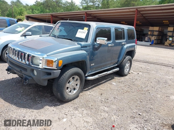 2007 Hummer H3 SUV with VIN 5GTDN13E078220713, listed as a IAAI auction lot 42122511 with 190,073 mi miles. Bid and sale history available at carsss.com. Image 2.