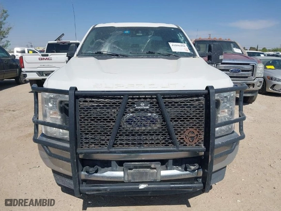 2019 Ford Super Duty F-250 SRW XL with VIN 1FT7W2B60KED26445, listed as a IAAI auction lot 41896494 with 101,098 mi miles. Bid and sale history available at carsss.com. Image 12.