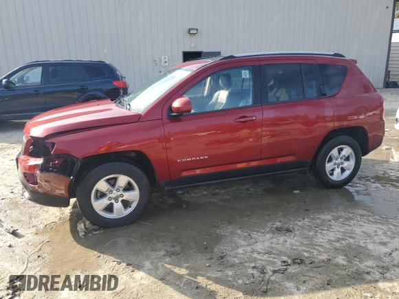 2016 Jeep Compass Latitude with VIN 1C4NJCEB7GD543444, listed as a Copart auction lot 84266844 with 61,564 mi miles and Salvage Title. Bid and sale history available at carsss.com. Image 1.