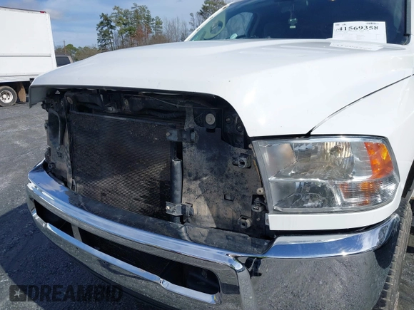 2017 Ram 2500 Tradesman with VIN 3C6UR5HL5HG733453, listed as a IAAI auction lot 41569358 with 229,765 mi miles and . Bid and sale history available at DreamBid. Image 19.