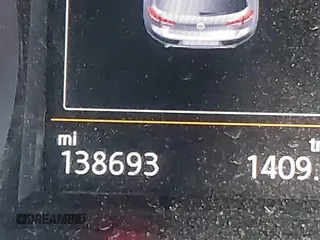 2015 Volkswagen GTI S z VIN 3VWYT7AU5FM039433, wystawiony jako IAAI lot #42077822 z przebiegiem 138 693 mil mil oraz . Historia ofert i sprzedaży dostępna na DreamBid. Obrazek 15.