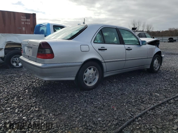 2000 Mercedes-Benz C 230 Kompressor with VIN WDBHA24G5YA809226, listed as a Copart auction lot 85018814 with 108,701 mi miles and Salvage Title. Bid and sale history available at carsss.com. Image 3.