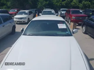 2000 Mercury Grand Marquis LS z VIN 2MEFM75W2YX731383, wystawiony jako IAAI lot #42262528 z przebiegiem 172 940 mil mil oraz . Historia ofert i sprzedaży dostępna na DreamBid. Obrazek 6.