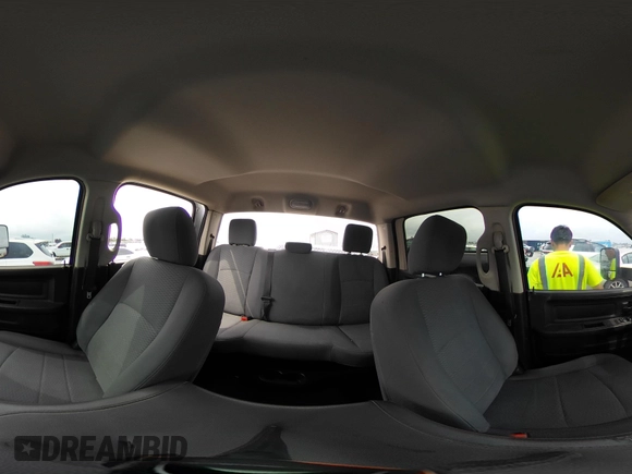 2016 Ram 2500 Tradesman with VIN 3C6UR5HLXGG237028, listed as a IAAI auction lot 42115381 with 302,532 mi miles and . Bid and sale history available at DreamBid. Image 18.