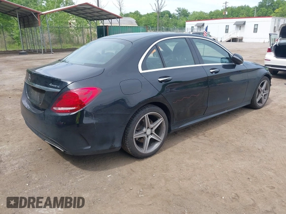 2017 Mercedes-Benz C 300 с VIN 55SWF4KB4HU194641, выставлен на аукционе IAAI как лот 42235717 с пробегом 106 238 миль миль и . История ставок и продаж доступна на DreamBid. Изображение 4.