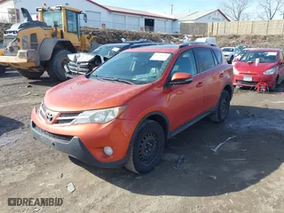 2015 Toyota RAV4 Limited with VIN 2T3DFREV5FW292824, listed as a IAAI auction lot 41759739 with 225,110 mi miles. Bid and sale history available at carsss.com. Image 2.