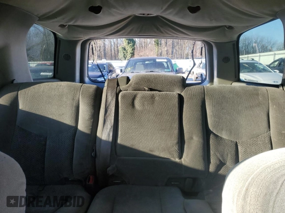 2004 Chevrolet Tahoe LS with VIN 1GNEC13V04J259945, listed as a Copart auction lot 88194905 with 225,491 mi miles and Salvage Title. Bid and sale history available at carsss.com. Image 10.