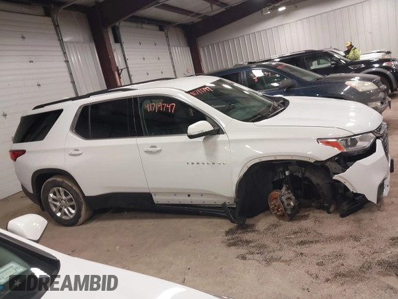 2021 Chevrolet Traverse LT Cloth with VIN 1GNEVGKW8MJ189876, listed as a IAAI auction lot 41719747 with 60,916 mi miles. Bid and sale history available at carsss.com. Image 13.