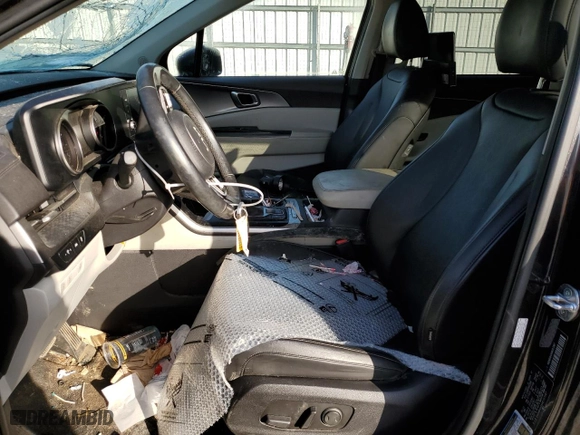 2022 Kia Carnival LXS with VIN KNDNB4H3XN6107387, listed as a Copart auction lot 70872604 with 53,137 mi miles and Salvage Title. Bid and sale history available at carsss.com. Image 7.