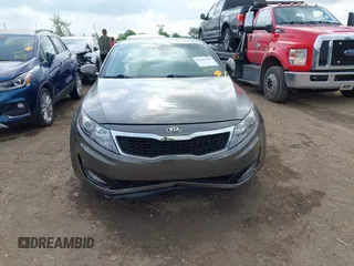 2013 Kia Optima LX z VIN 5XXGM4A7XDG253871, wystawiony jako IAAI lot #42357838 z przebiegiem 122 229 mil mil oraz . Historia ofert i sprzedaży dostępna na DreamBid. Obrazek 12.