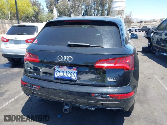 2018 Audi Q5 Premium Plus z VIN WA1BNAFY7J2094777, wystawiony jako IAAI lot #42265300 z przebiegiem Nie podano mil oraz . Historia ofert i sprzedaży dostępna na DreamBid. Obrazek 16.