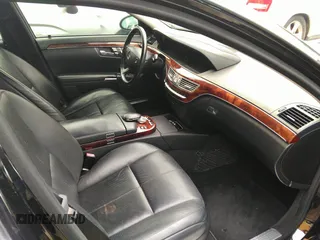2007 Mercedes-Benz S 550 with VIN WDDNG71XX7A072453, listed as a IAAI auction lot 42201163 with 155,116 mi miles and . Bid and sale history available at carsss.com. Image 5.