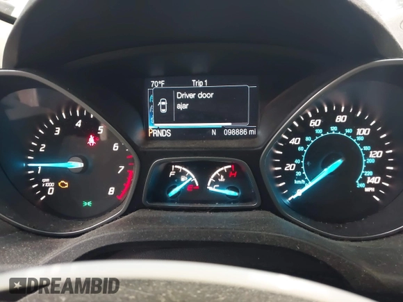 2014 Ford Escape SE with VIN 1FMCU9G99EUC15477, listed as a IAAI auction lot 42147162 with 98,886 mi miles and . Bid and sale history available at DreamBid. Image 7.