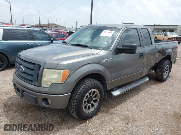 2009 Ford F-150 STX with VIN 1FTRX12W99FB20531, listed as a IAAI auction lot 42615965 with 206,508 mi miles and . Bid and sale history available at DreamBid. Image 2.