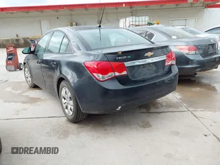 2014 Chevrolet Cruze LS with VIN 1G1PA5SH1E7326487, listed as a IAAI auction lot 42111515 with 126,685 mi miles and . Bid and sale history available at DreamBid. Image 3.