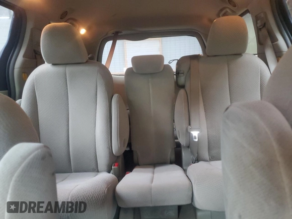 2011 Toyota Sienna LE AAS с VIN 5TDKK3DC6BS056176, выставлен на аукционе Copart как лот 58148845 с пробегом 412 435 миль миль и Чистый • Clean title. История ставок и продаж доступна на DreamBid. Изображение 10.