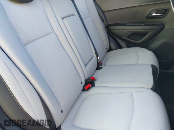 2019 Chevrolet Trax LT with VIN 3GNCJLSB2KL221428, listed as a IAAI auction lot 41805694 with 64,140 mi miles and . Bid and sale history available at carsss.com. Image 8.